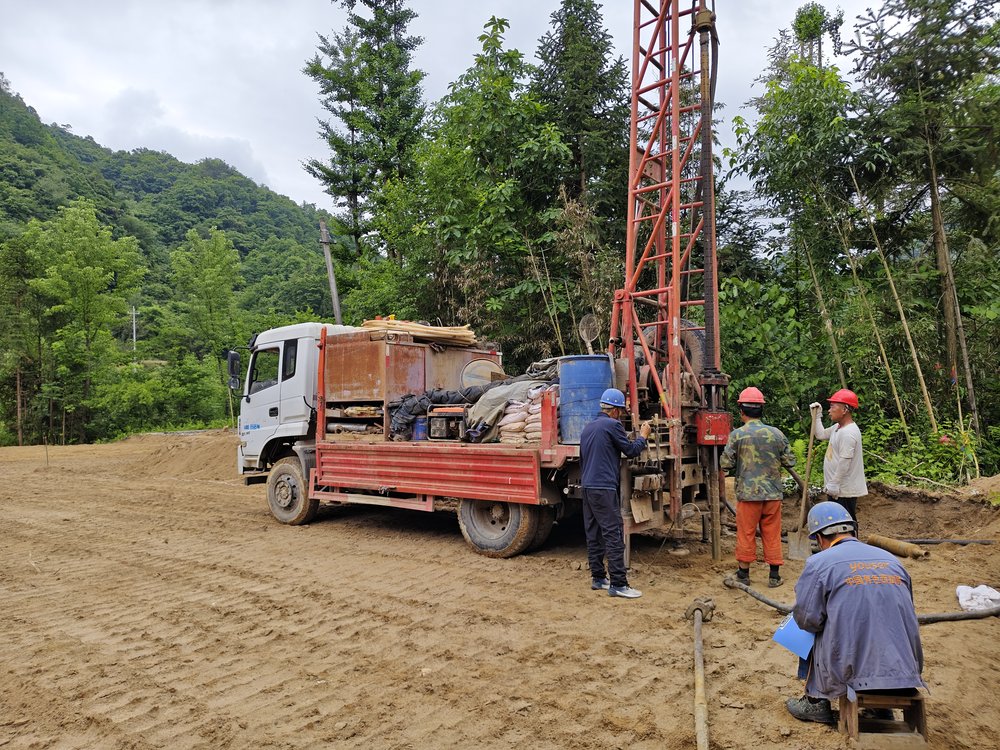 公司南郑区块南3、4、5、6、7、8平台井场建设岩土工程勘察项目